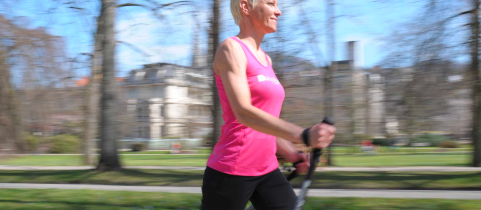 Conférence sur la marche santé avec bâtons dynamiques